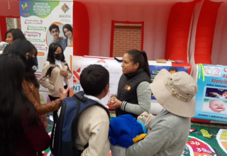 Personal de salud capacita a jóvenes y adolescentes en la Red de Salud Los Andes