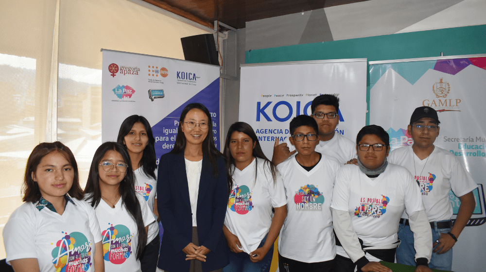 Con apoyo de KOICA, sesenta adolescentes y jóvenes se formaron como brigadistas comprometidos con la prevención de violencia en La Paz.