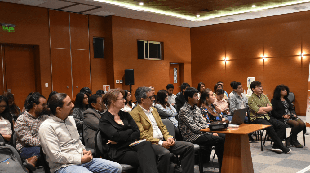 Presentación del estudio sobre envejecimiento en Bolivia.