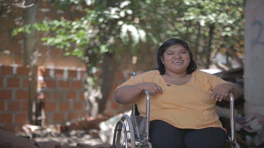 Las personas con discapacidad están liderando el camino para identificar soluciones innovadoras que derriben barreras y creen un mundo más accesible, lo cual promueve la igualdad para todas las personas. ©UNFPA Bolivia/Vassil Anastasov