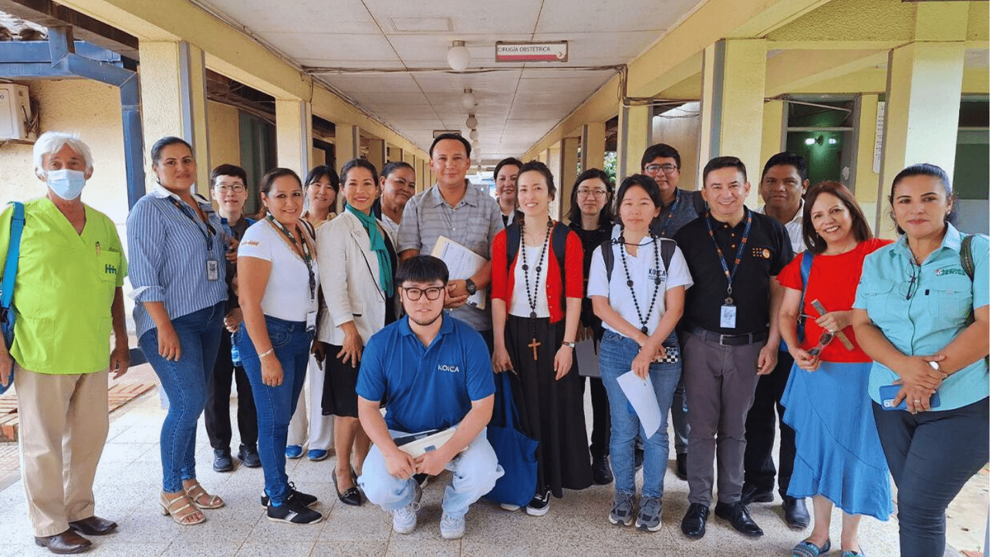 Misión conjunta de UNFPA y KOICA visita el Hospital Materno Infantil de Trinidad