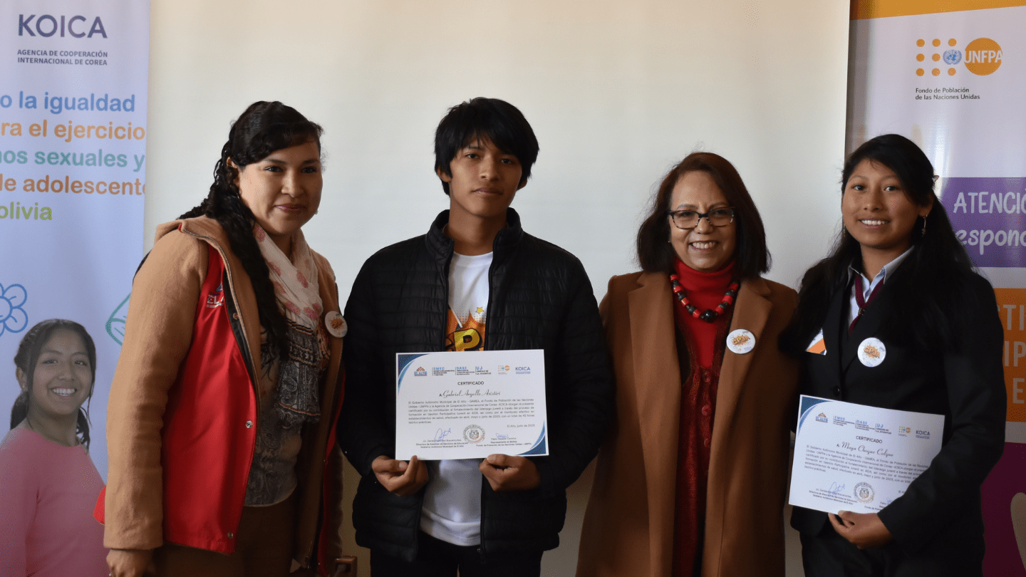 Diálogo intergeneracional en El Alto destaca la necesidad de garantizar una atención amigable a jóvenes y adolescentes en todos los niveles del sistema de salud.