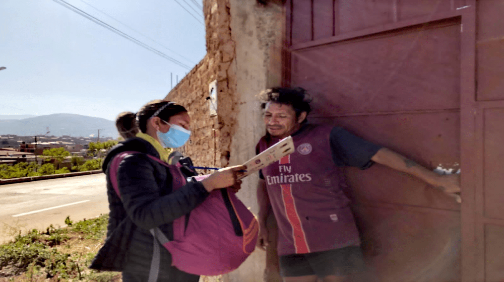 Campaña "puerta a puerta" contra la violencia llegó casi a 10 mil viviendas en la zona sur y Sacaba en Cochabamba