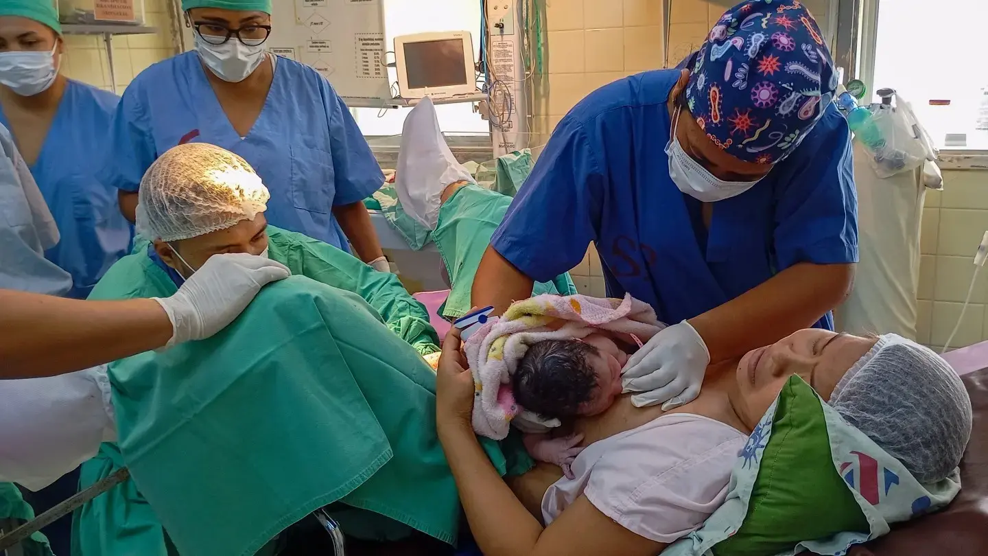 “Donde late una vida, nace una historia”: el compromiso de Mónica con la salud materna